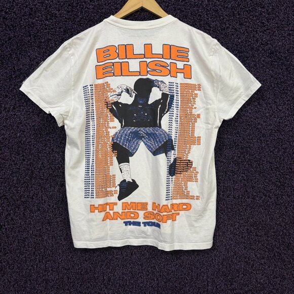Billie Eilish Hit Me Hard & Soft Tour Bedroom Pop T-Shirt M - Picture 1 of 4